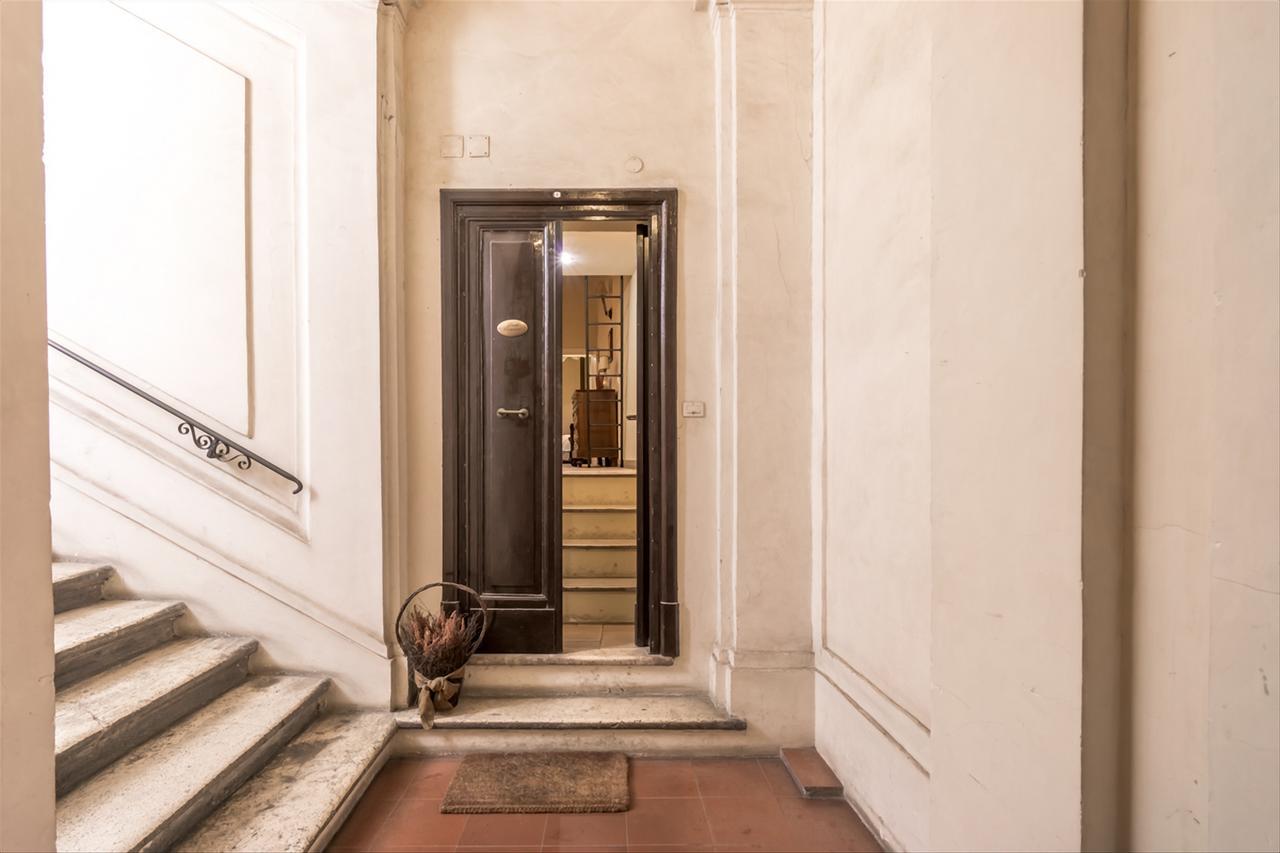 Palazzo Farnese Historical Home Rome Buitenkant foto